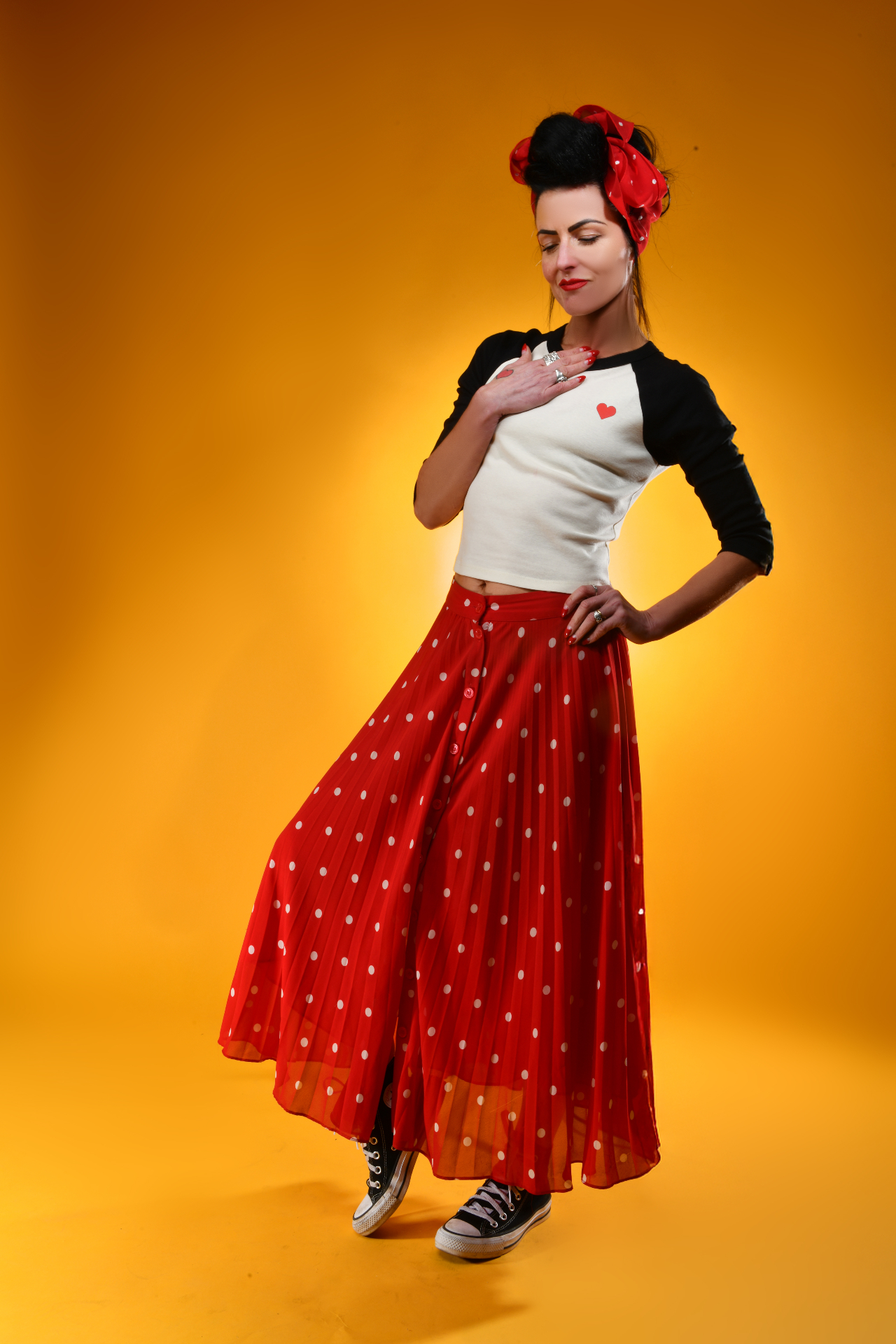Heart raglan tee with red polka dot skirt